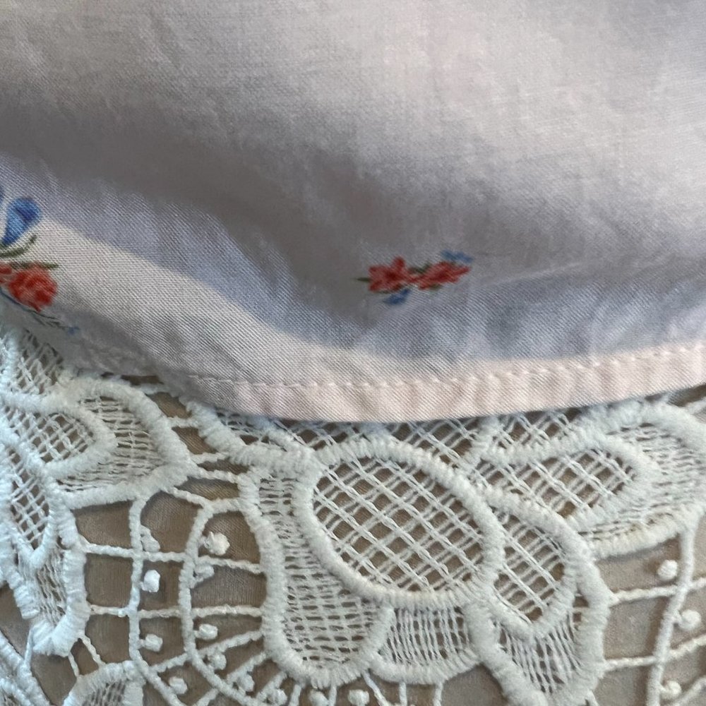 621 EUC Forever 21 Floral Crop Top - Picture 6 of 6